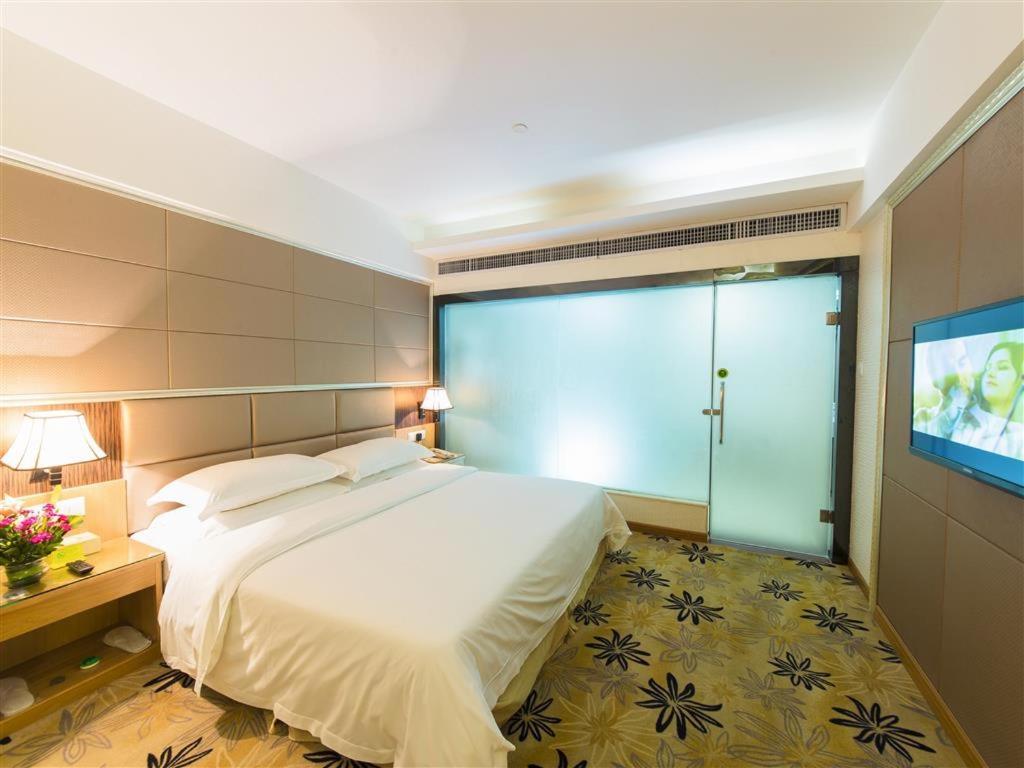 Vienna Hotel Zhanjiang Coast Avenue Luaran gambar