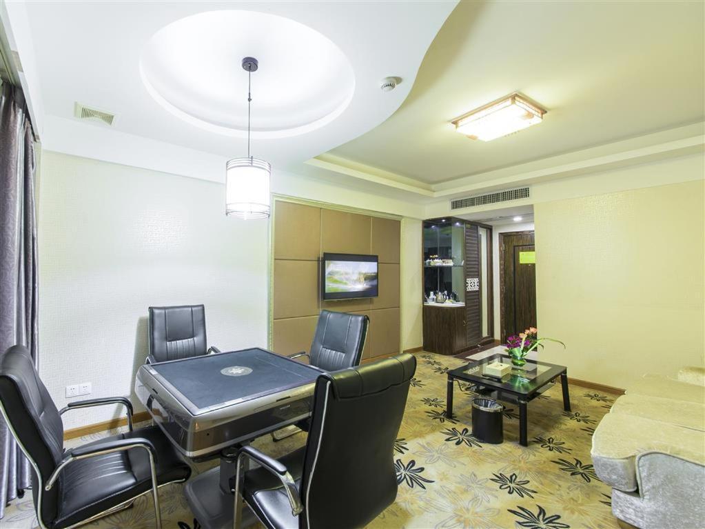 Vienna Hotel Zhanjiang Coast Avenue Luaran gambar
